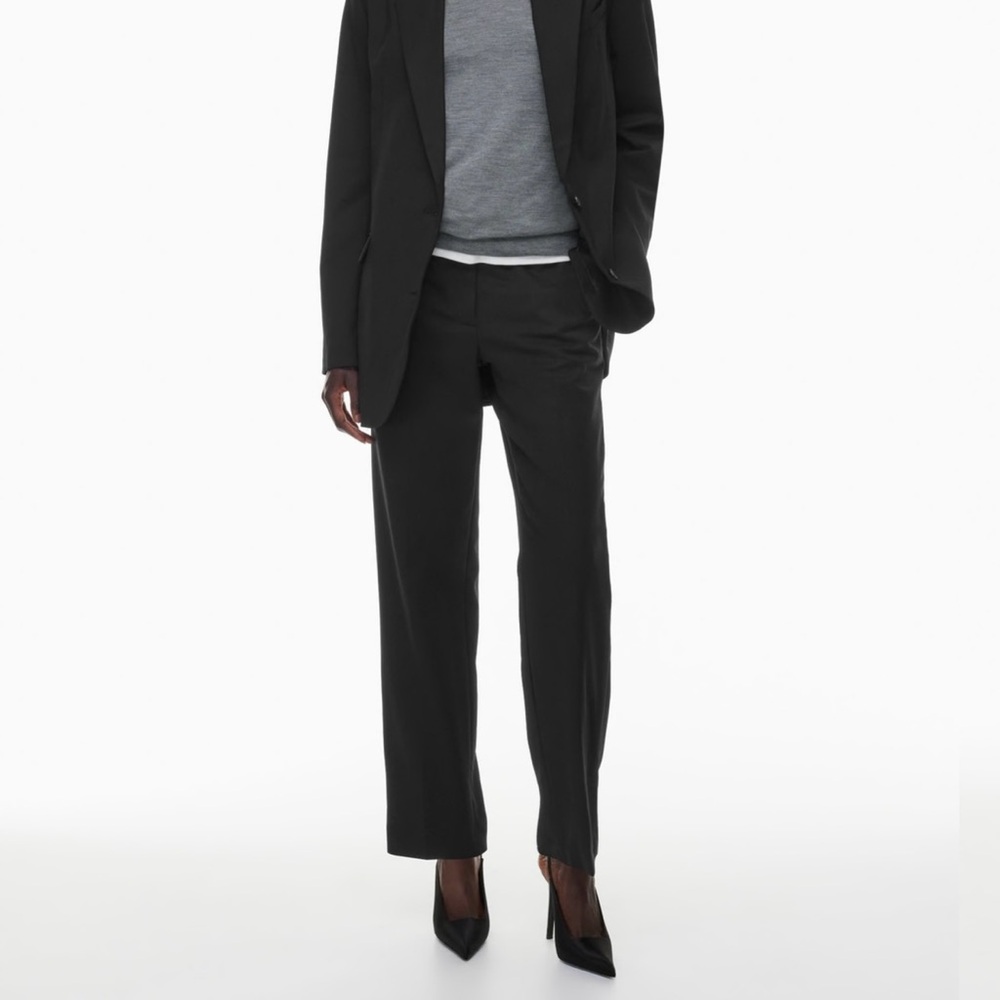 NWT Aritzia Babaton Command Pants - Black